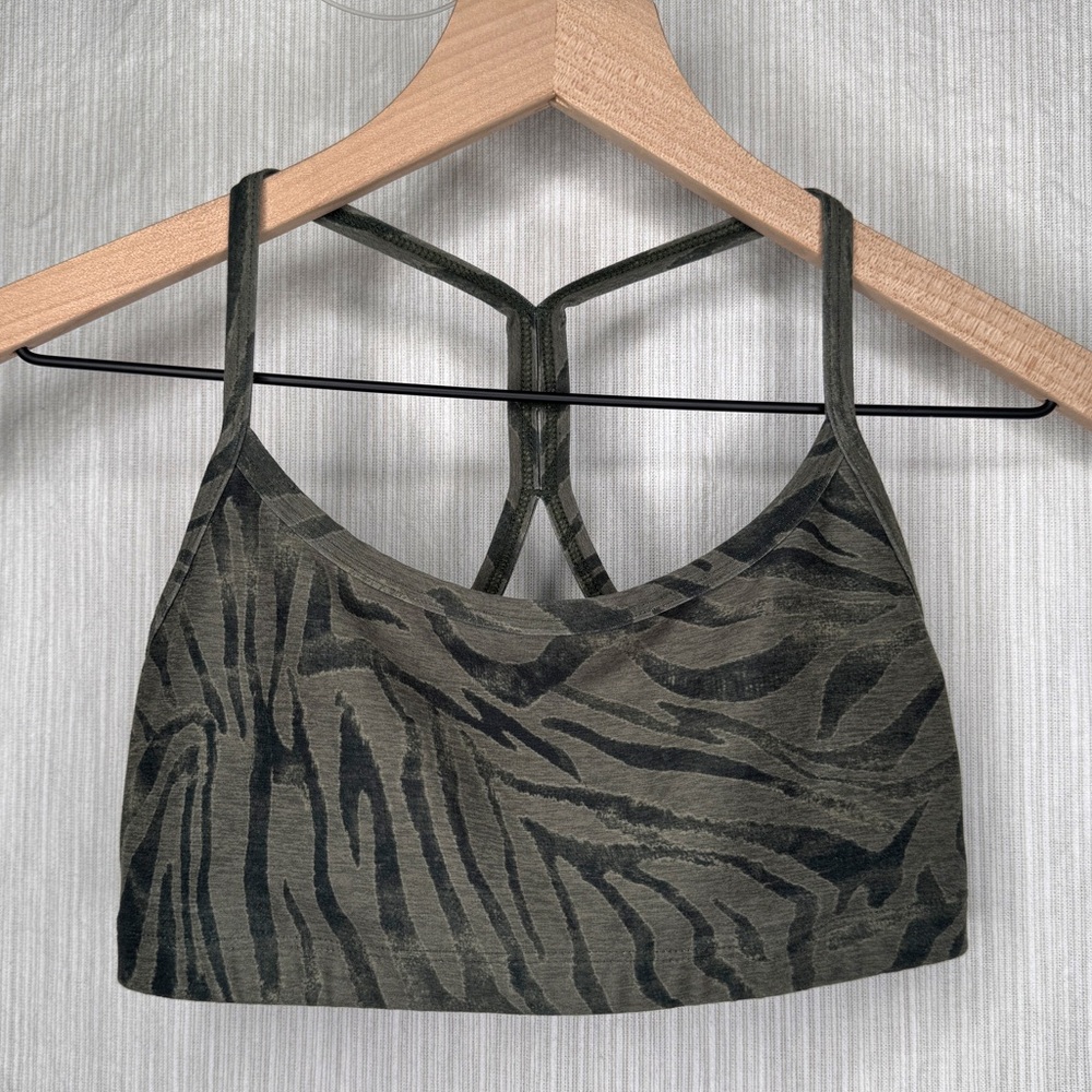 RARE Beyond Yoga Wild Life Print Softmark Slim Racerback Bra